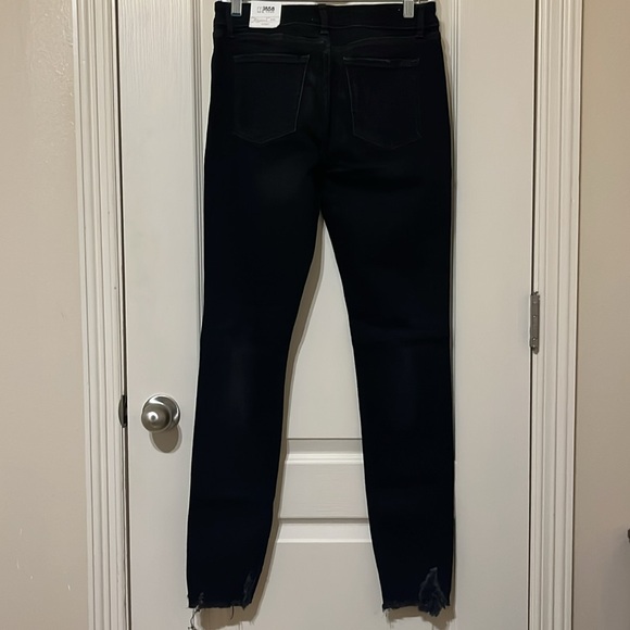 m1858 Kristen Skinny - Picture 9 of 10